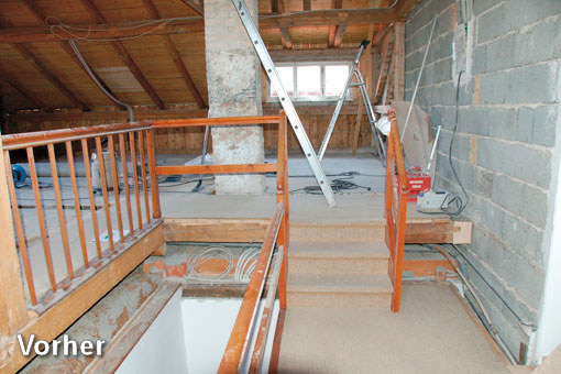 Vor dem Ausbau: Vorhandener Zugang ins Dachgeschoss