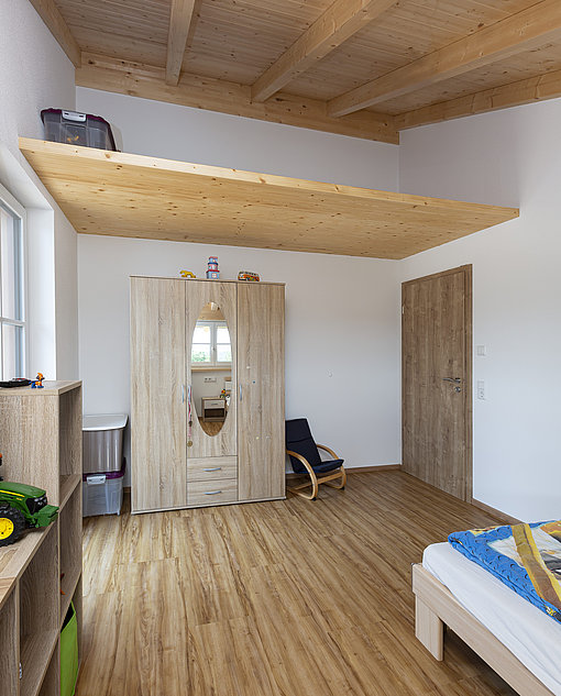 Holzbau, Zimmerei Hauser, Einer Alles Sauber, Hausaufstockung, Umbau, Eigenheimmodernisierung